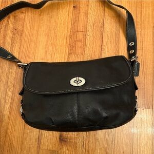 COACH - F15170 Black Leather Shoulder Bag